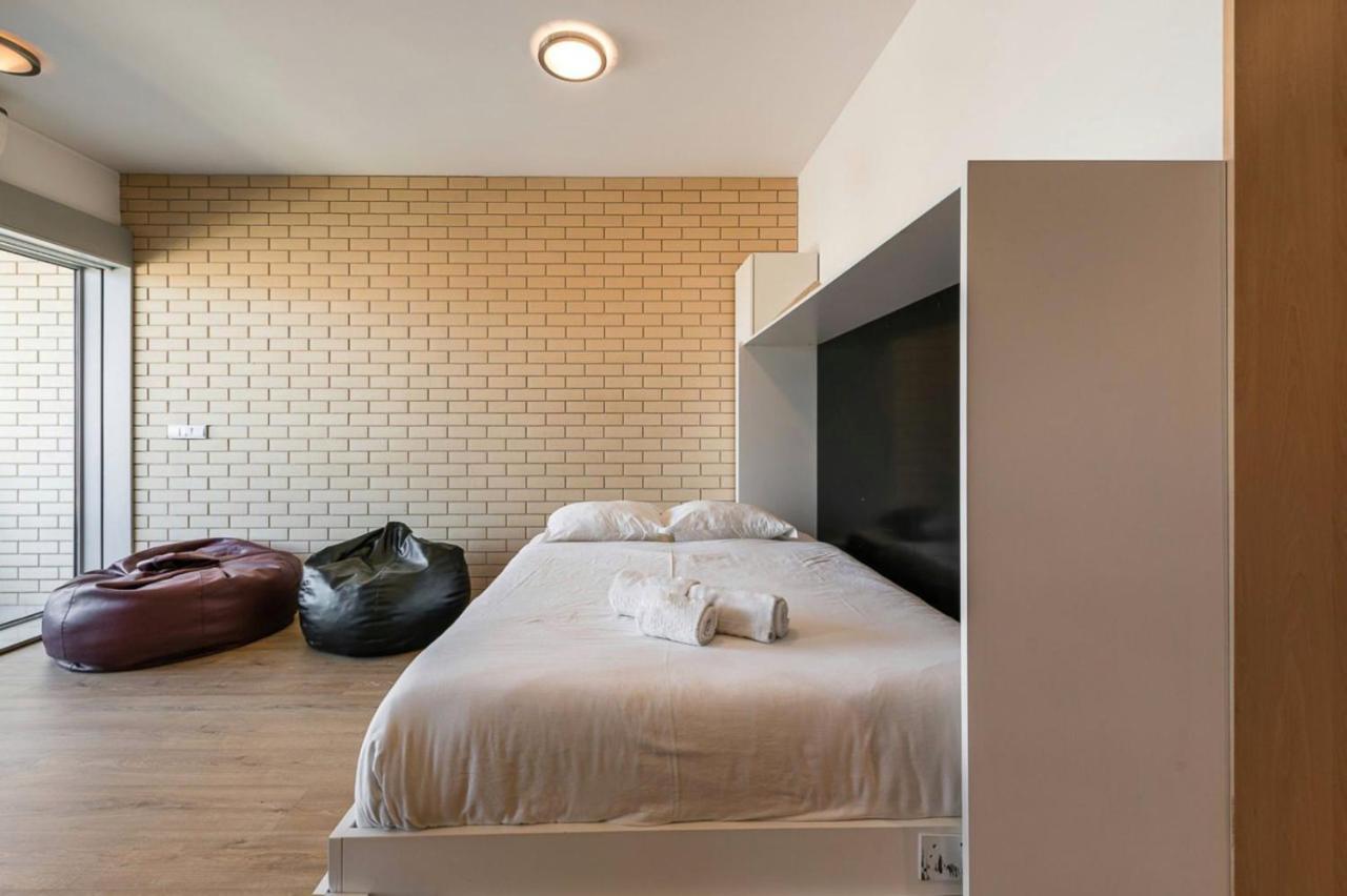 Dragon Stadium Studio W Balcony By Lovelystay OOporto Exteriör bild
